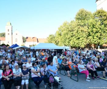 Spravodajstvo z podujatí / Tisíce ľudí zaplnili centrum mesta počas Rožňavského jarmoku 2023 - foto