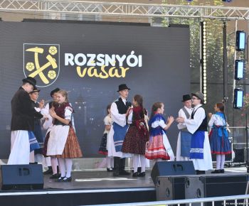 Spravodajstvo z podujatí / Záverečná správa o realizácii predmetu dotácie - OZ DETSKÝ FOLKLÓRNY SÚBOR KINCSKERESŐ - foto