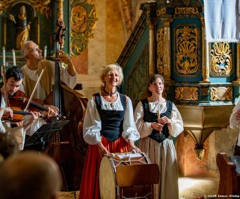 Akcie v meste a regióne / Ohňová show na stredovekom festivale v Kraskove - foto