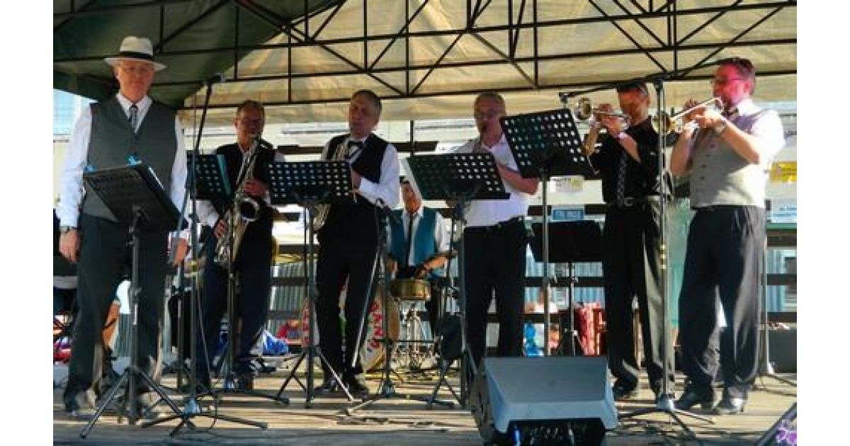 Retro Music Band Rožňava
